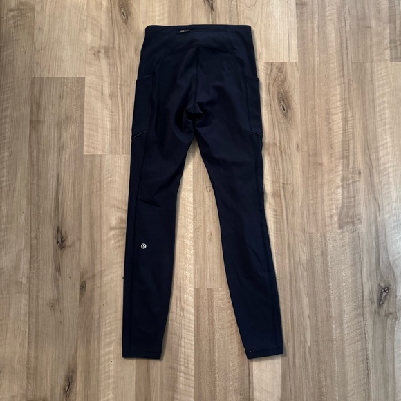$118 Lululemon Navy Blue High-Waisted Leggings - Picture 3 of 6